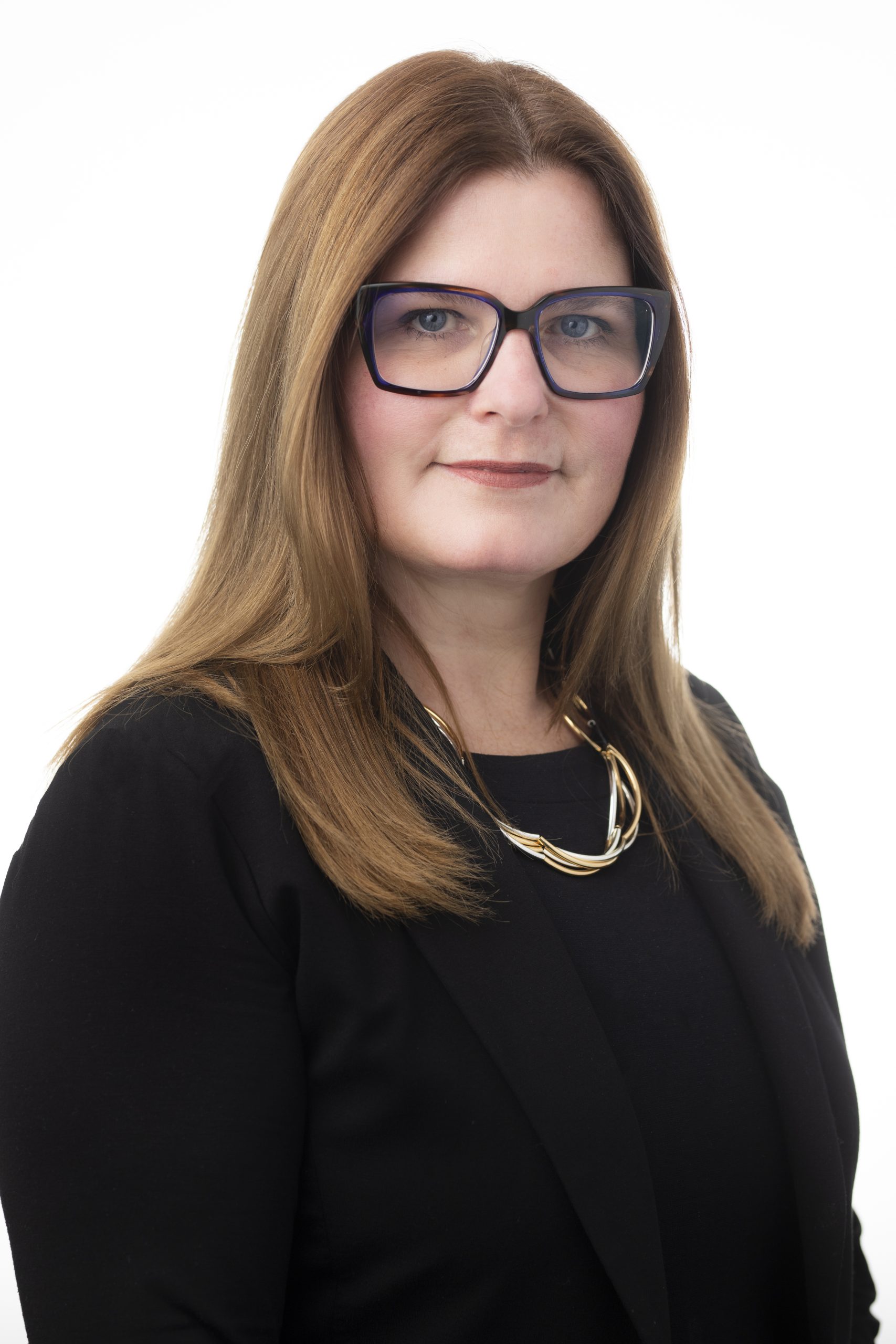 Nicole Zwiers headshot